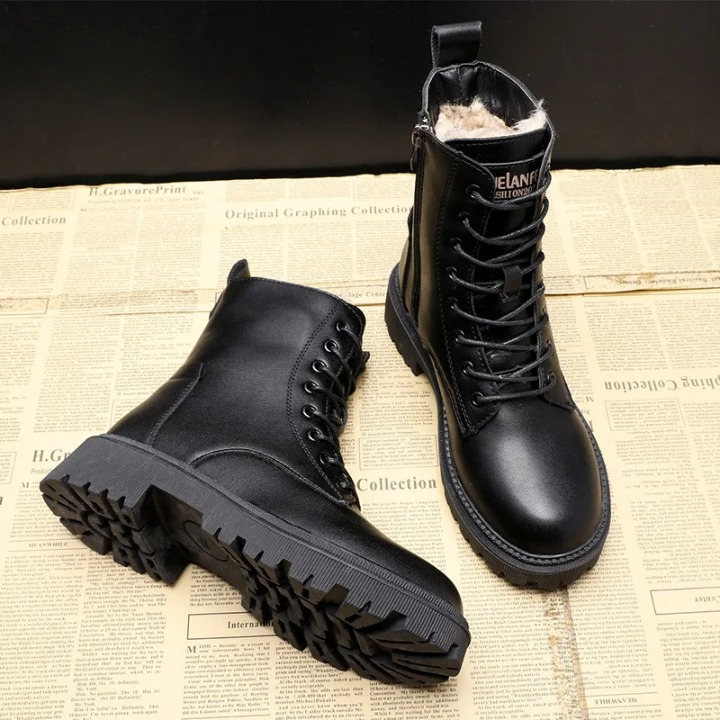 Lola - Lujosas botas de invierno negras