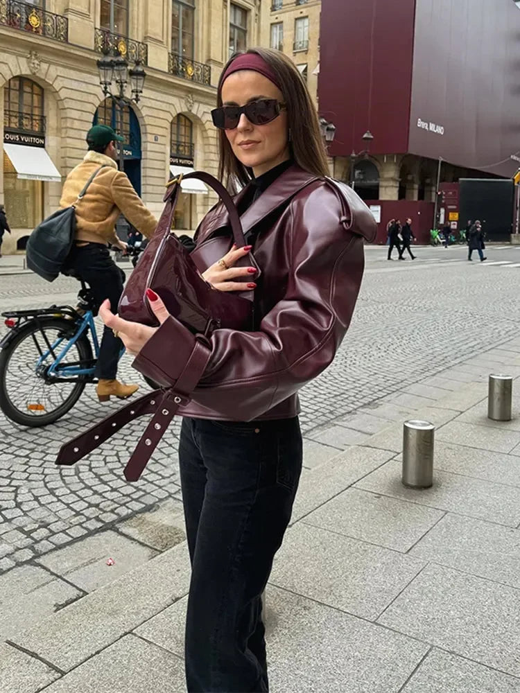 DEENA | Hermosa chaqueta de cuero