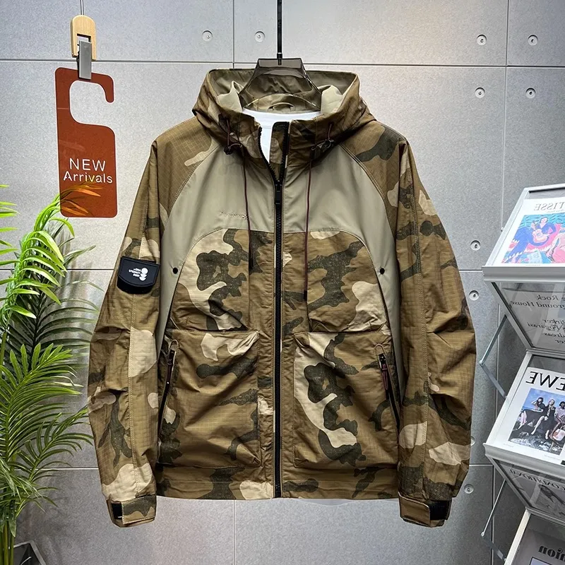 Ruben - Chaqueta cortaviento con capucha de camuflaje para hombre